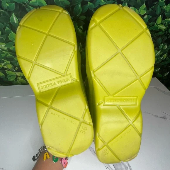 BOTTEGA VENETA SHOES 100% AUTHENTIC BOTTEGA VENETA BOOTS - Picture 8 of 16